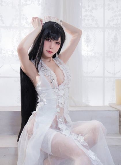 共感双胞胎不敢开腔在哪里看_JVID性感写真