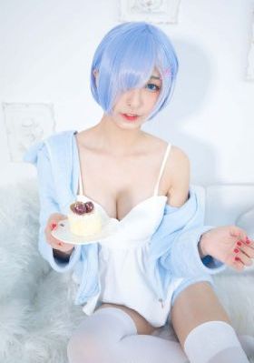 香港三级电影观看_暖暖免费观看视频